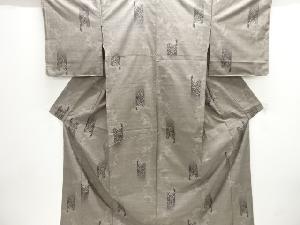 未使用品　草花模様織り出し本場泥大島紬着物(9マルキ)